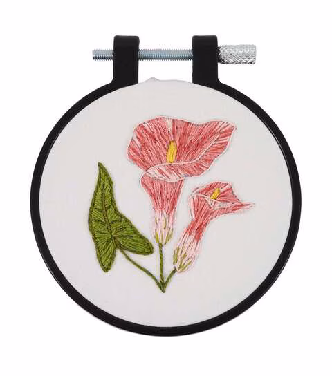 Plaid Bucilla Kit 49548E Delicate Lily Stamped Embroidery Kit 3" x 3"/7.6 cm x 7.6 cm